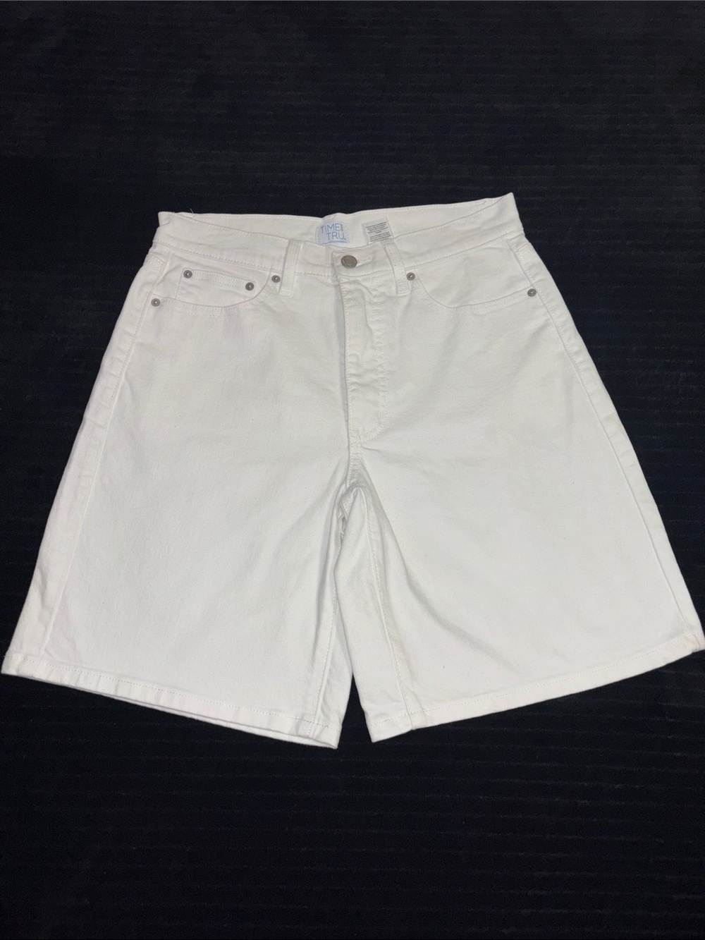Women’s White Denim Shorts - Classic Straight Fit